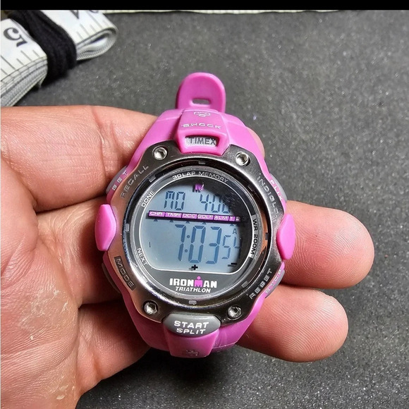timex ironman triathlon shock u2 Sports Quartz Watch Working Pink WR 200m - Picture 1 of 10